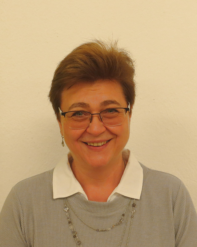 Eva Seyser